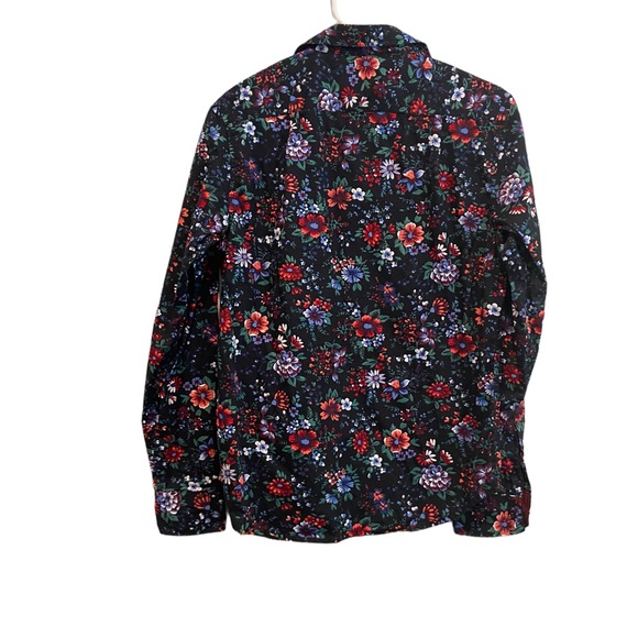 Gentlemens Outfitters button front dark floral shirt. EUC - Picture 2 of 7